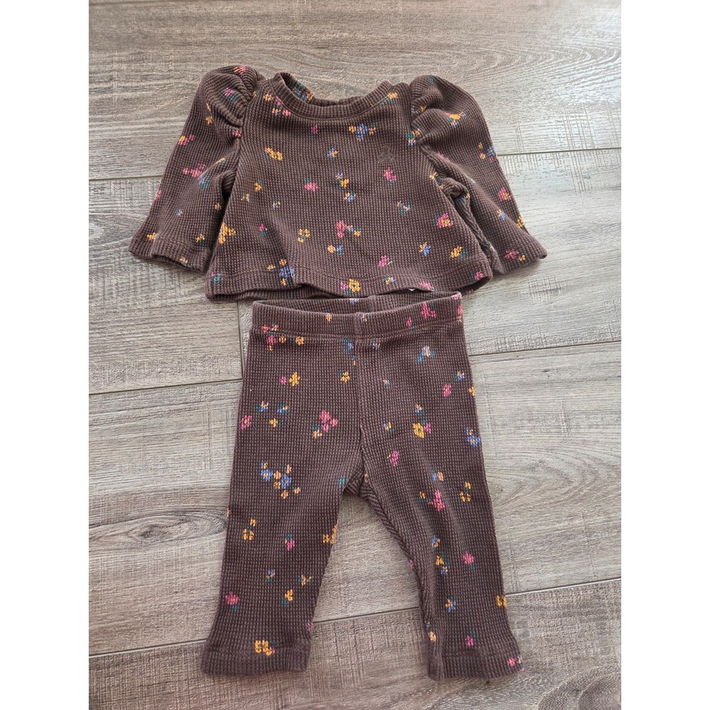 Baby gap set 0-3 mos